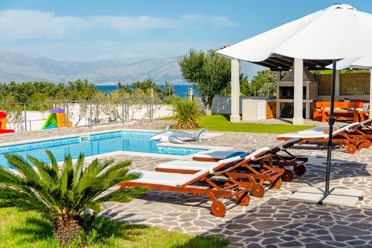 Villa Mis Supetar Exterior photo