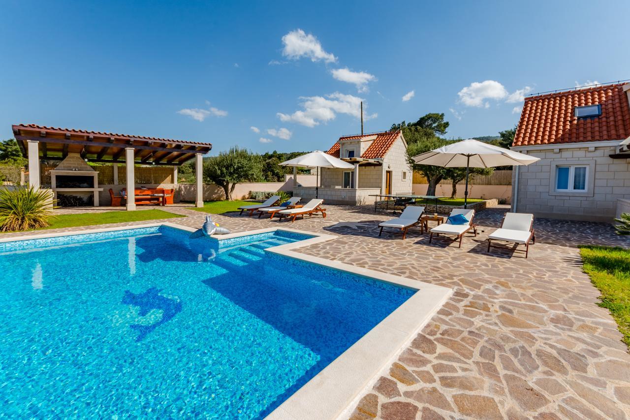 Villa Mis Supetar Exterior photo