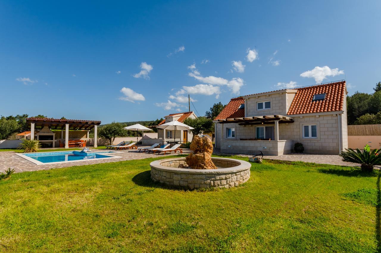 Villa Mis Supetar Exterior photo